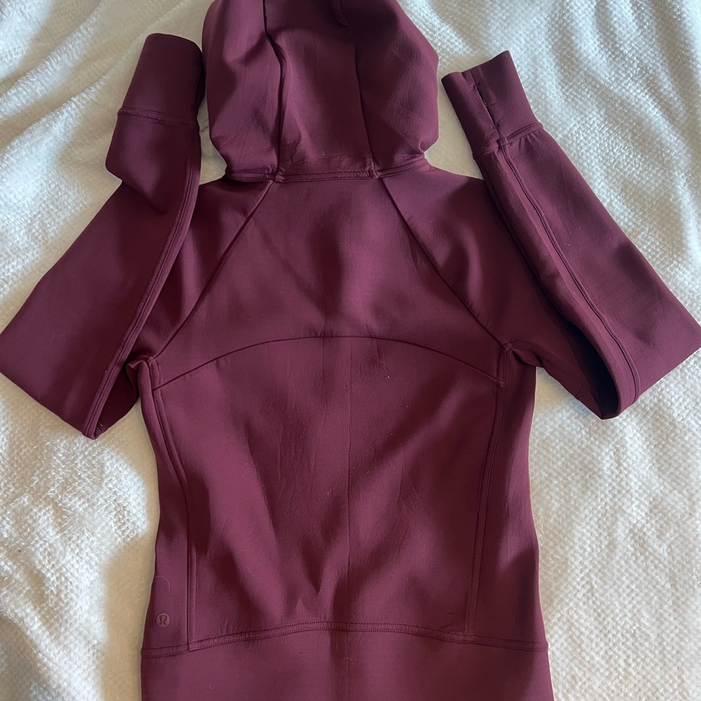 Lululemon Jacket - Picture 2 of 4